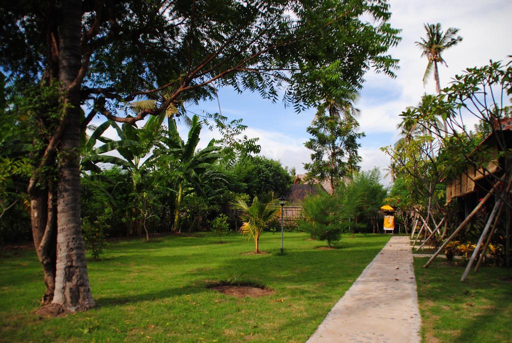 Tiara Homestay Пемутеран Экстерьер фото